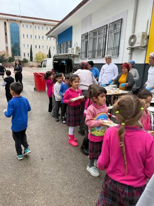 Döşemealtı'nda Muhtardan Yeniköy İlköğretim Okulu’na Arıtmalı Çeşme 7